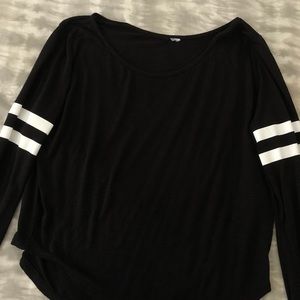 Black and White, Long sleeve top